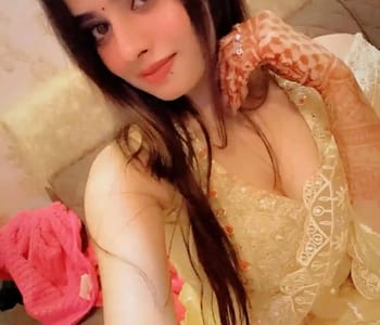 Sara kalyan Escort