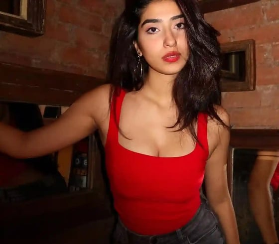 Teenage Escorts photo
