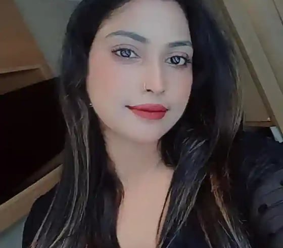 housewife escorts photo