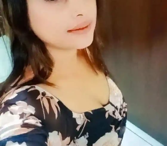 housewife escorts photo